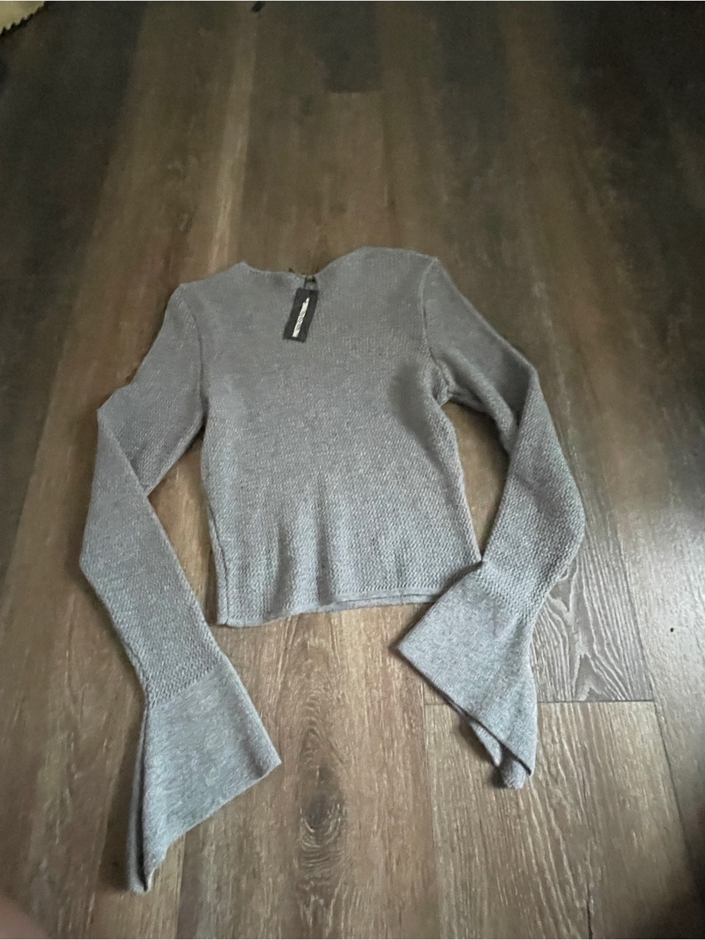 PrettyLittleThing Gray Knitted Flare Long-Sleeve Top S